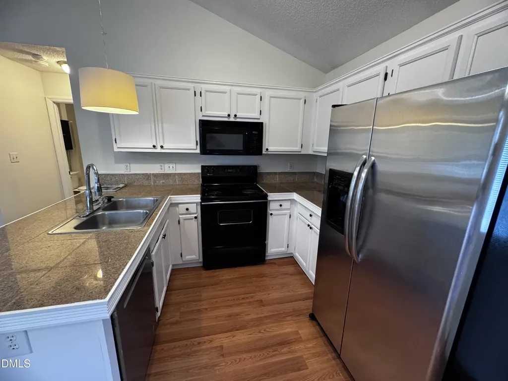 4125 Cobble Court Raleigh NC 27616