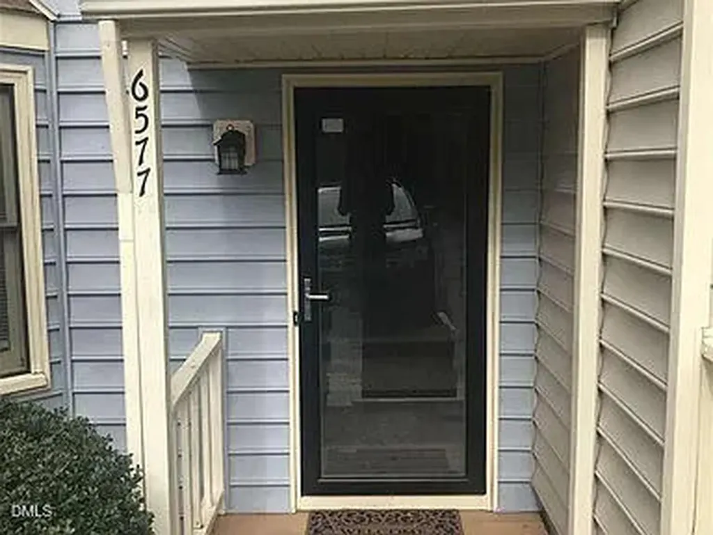 6577 English Oaks Drive Raleigh NC 27615
