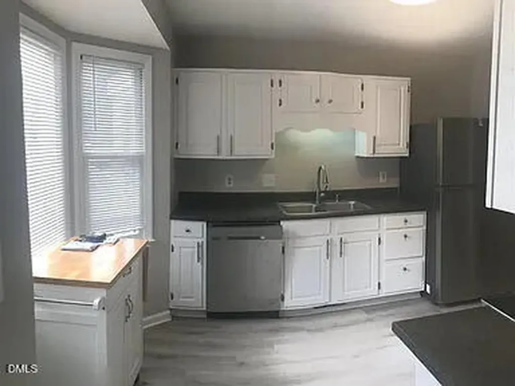 6577 English Oaks Drive Raleigh NC 27615