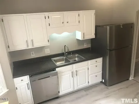 6577 English Oaks Drive Raleigh NC 27615