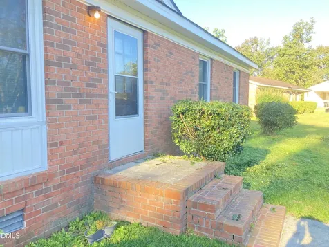 1405 Mockingbird Lane New Bern NC 28562