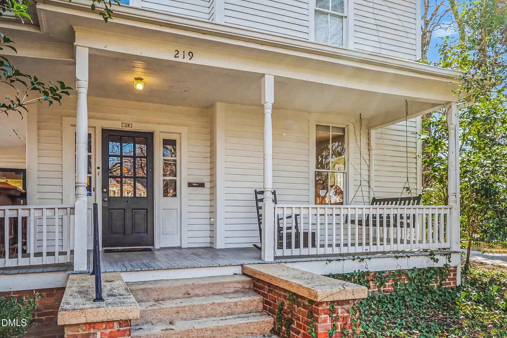213-223 Mccauley Street Chapel Hill NC 27516