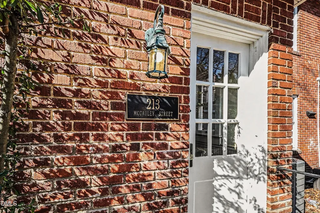 213-223 Mccauley Street Chapel Hill NC 27516