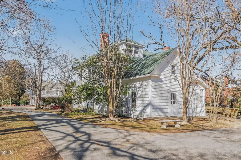 213-223 Mccauley Street Chapel Hill NC 27516