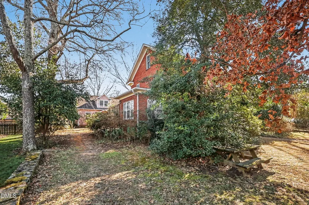 213-223 Mccauley Street Chapel Hill NC 27516