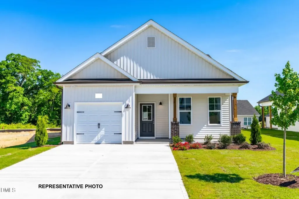 21 N Mistflower Street Clayton NC 27520