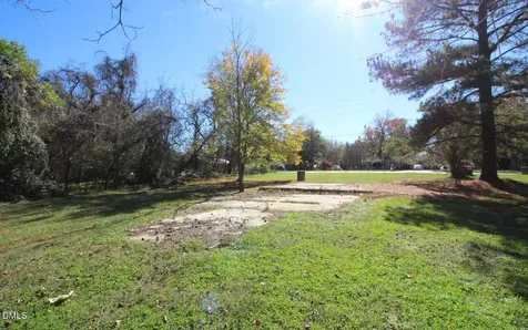 936 W Holly Springs Road Holly Springs NC 27540