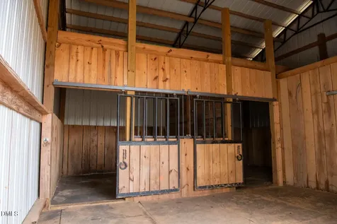 4872 Thom Road Mebane NC 27302