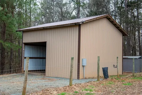 4872 Thom Road Mebane NC 27302
