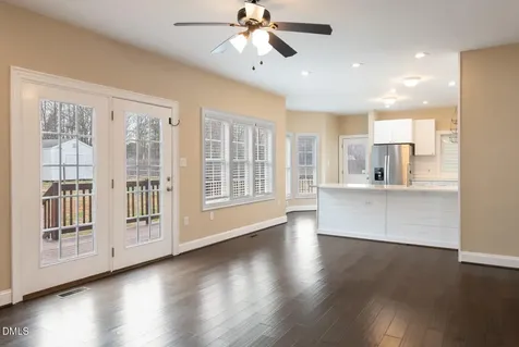4872 Thom Road Mebane NC 27302