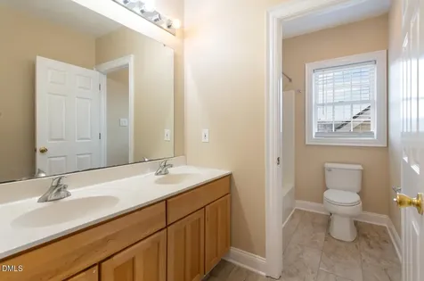 4872 Thom Road Mebane NC 27302