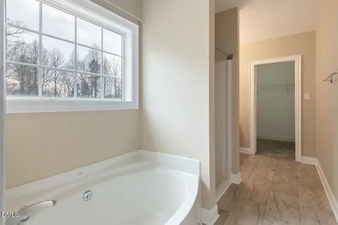 4872 Thom Road Mebane NC 27302