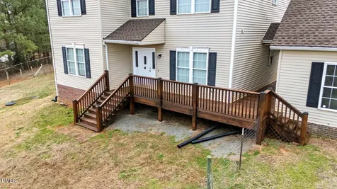 4872 Thom Road Mebane NC 27302