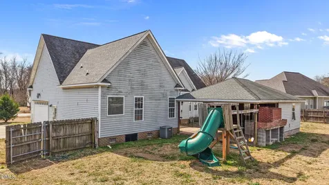 403 Western Wayne Drive Pikeville NC 27863