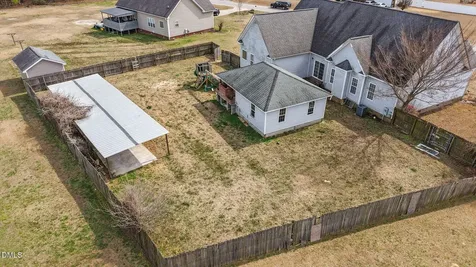 403 Western Wayne Drive Pikeville NC 27863