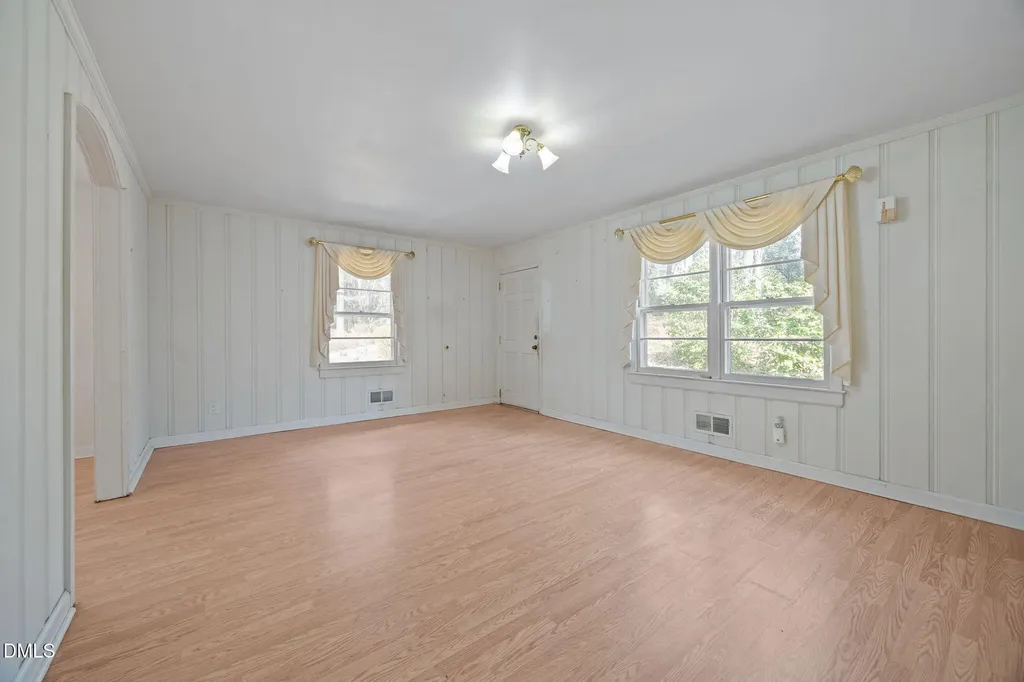 2009 Philcrest Road Raleigh NC 27612