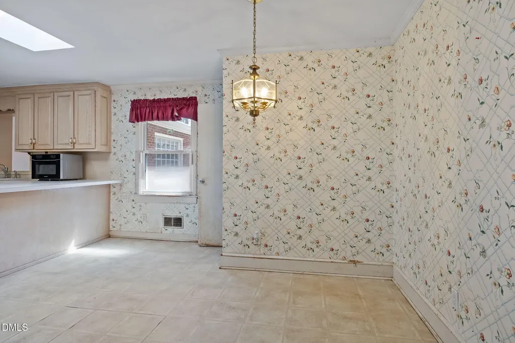 2009 Philcrest Road Raleigh NC 27612