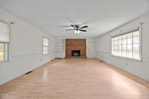 2009 Philcrest Road Raleigh NC 27612