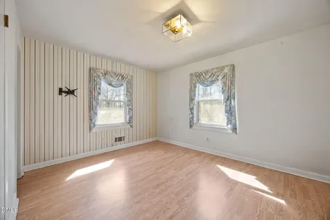 2009 Philcrest Road Raleigh NC 27612