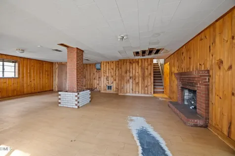 2009 Philcrest Road Raleigh NC 27612