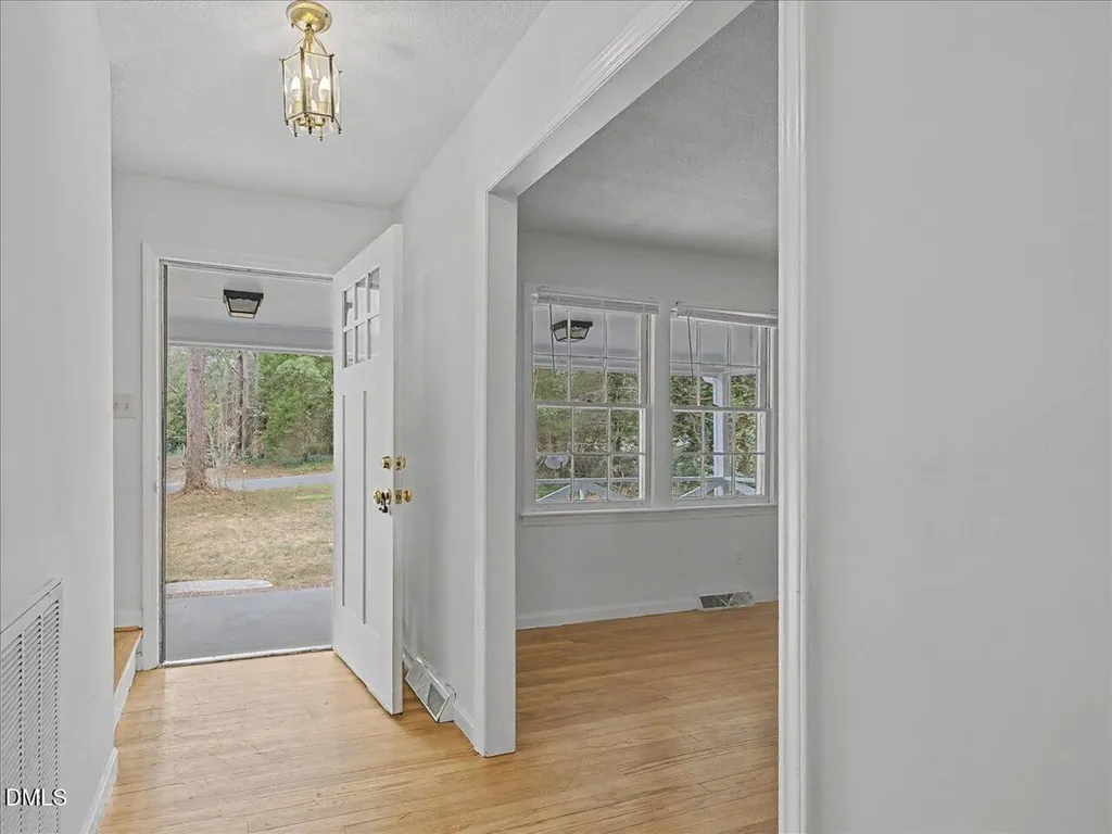 103 Yorktown Drive Chapel Hill NC 27516
