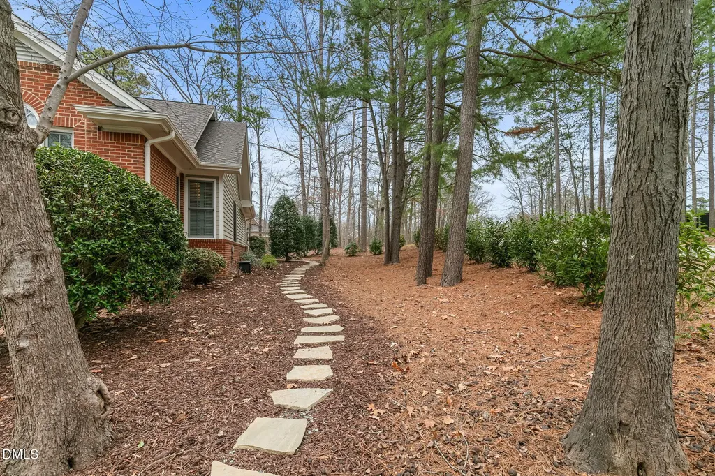 71002 Everard Chapel Hill NC 27517