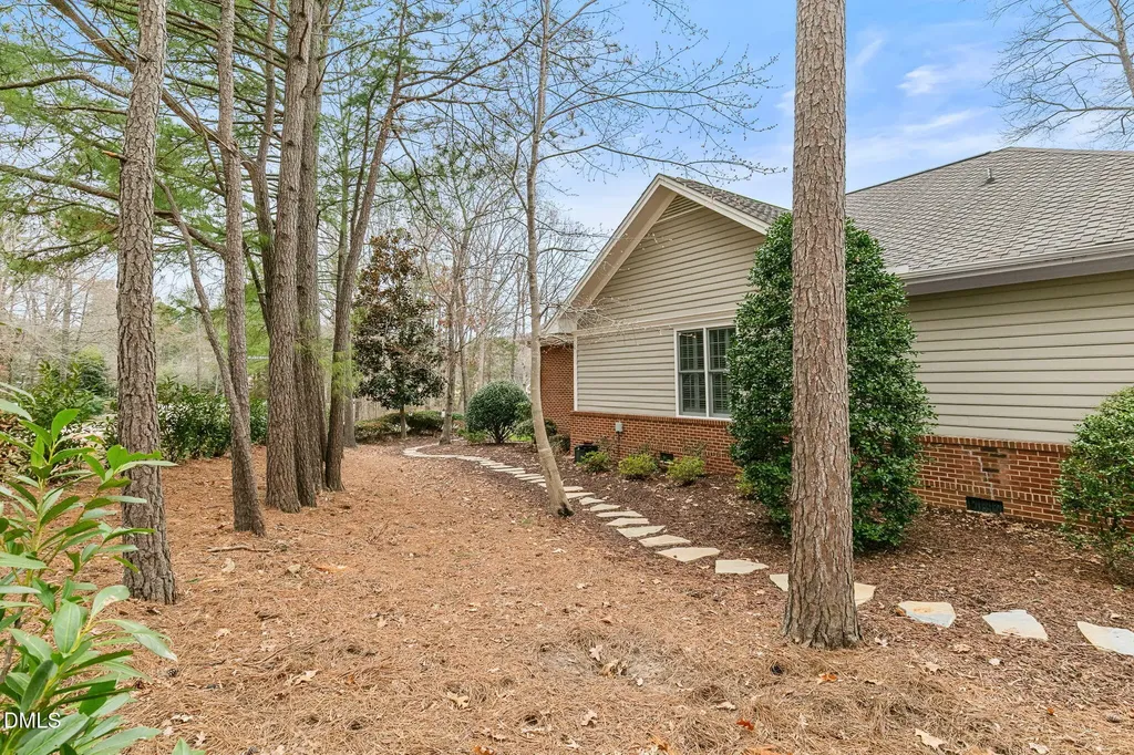 71002 Everard Chapel Hill NC 27517