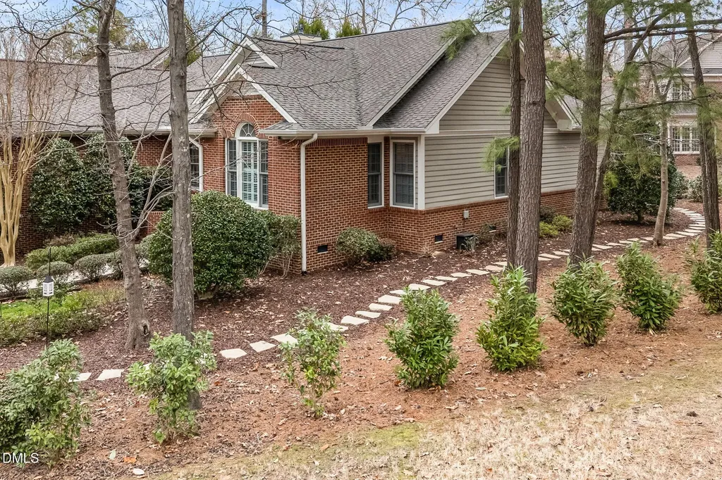 71002 Everard Chapel Hill NC 27517