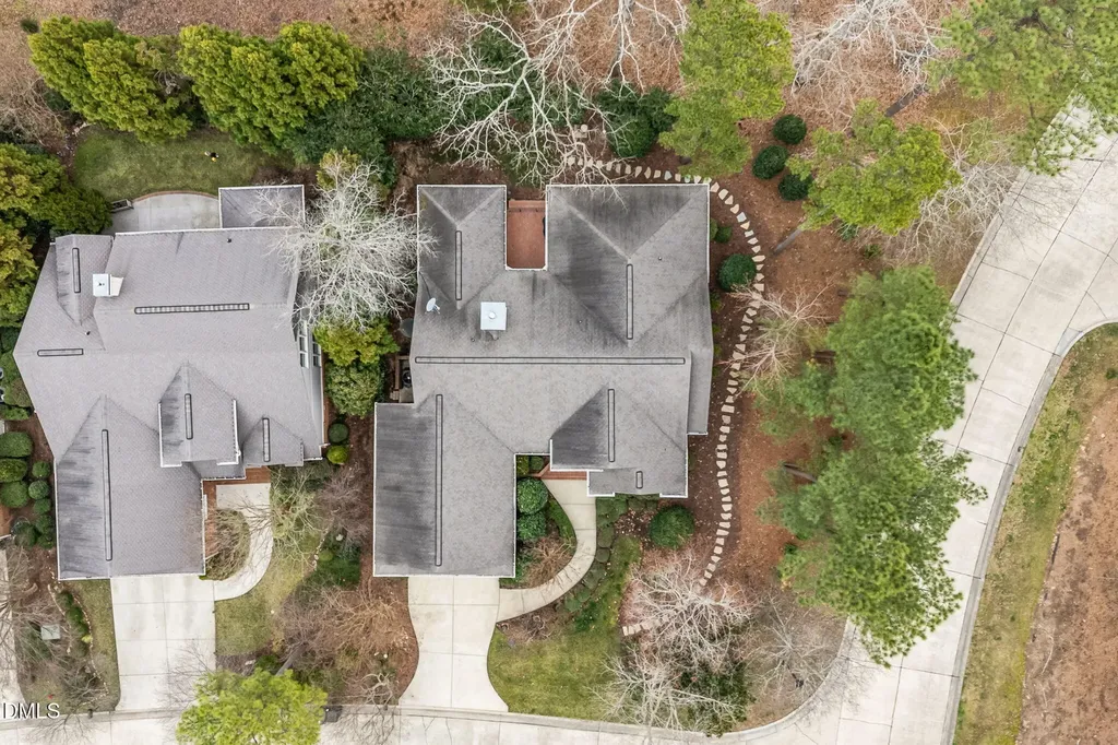 71002 Everard Chapel Hill NC 27517