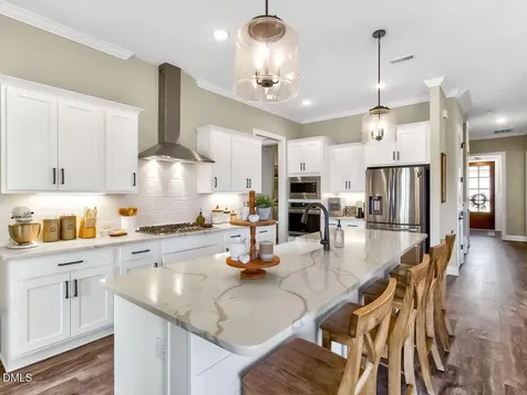 2904 Meadow Bluffs Way Fuquay Varina NC 27526