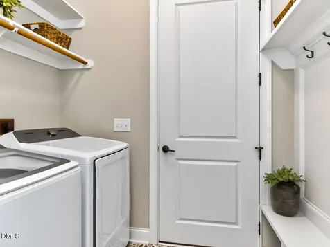 2904 Meadow Bluffs Way Fuquay Varina NC 27526