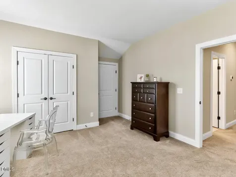 2904 Meadow Bluffs Way Fuquay Varina NC 27526