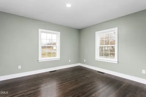 1615 Preston Street Burlington NC 27217