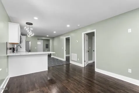 1615 Preston Street Burlington NC 27217