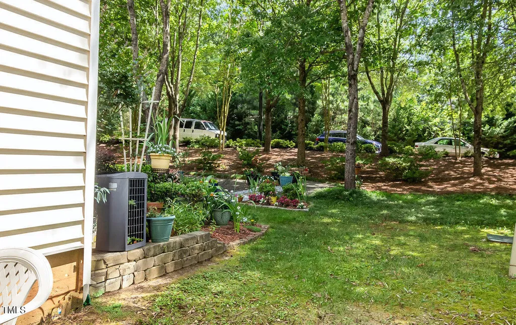 8823 Orchard Grove Way Raleigh NC 27612
