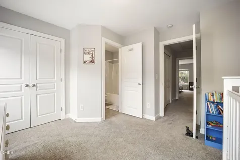8823 Orchard Grove Way Raleigh NC 27612