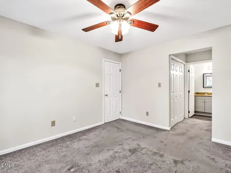 814 New Kent Place Cary NC 27511