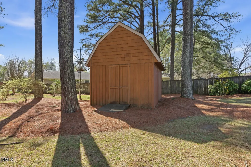 1210 E Cumberland Street Dunn NC 28334