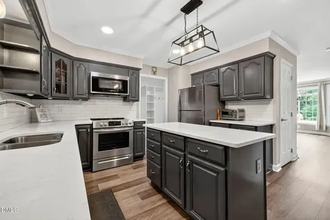 6009 Swales Way Raleigh NC 27603
