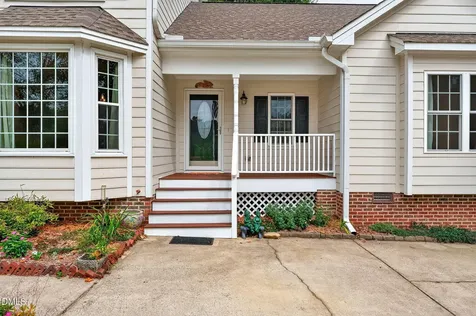 6009 Swales Way Raleigh NC 27603