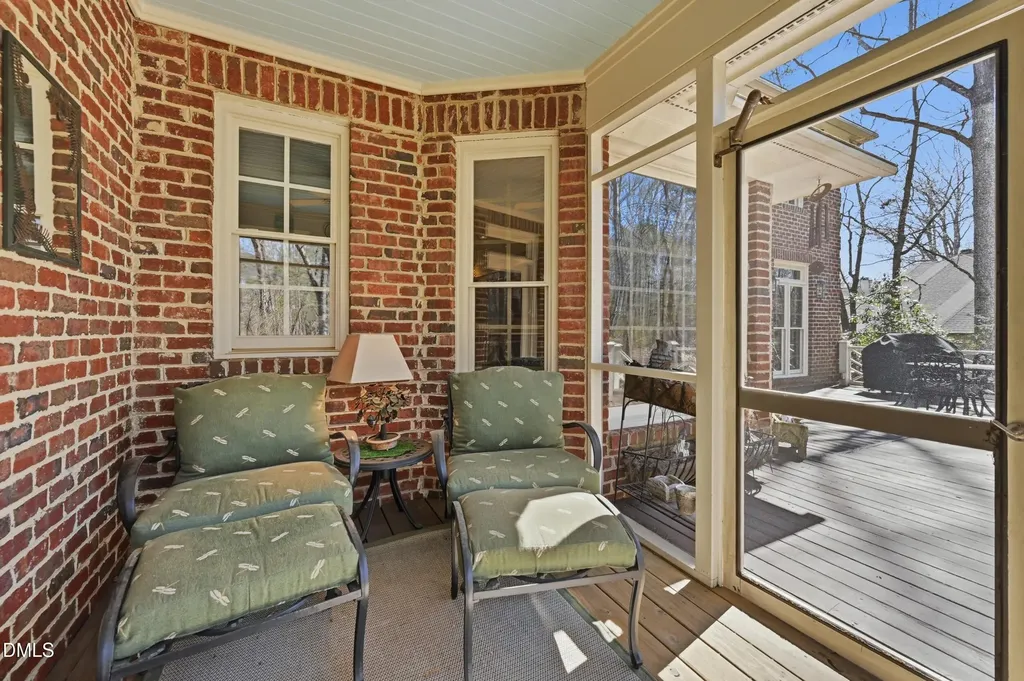 108 Wicklow Place Chapel Hill NC 27517