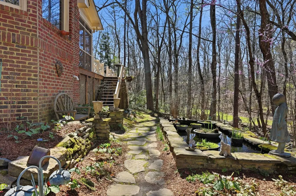 108 Wicklow Place Chapel Hill NC 27517