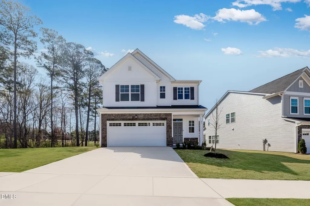 83 Fishing Pier Way Lillington NC 27546