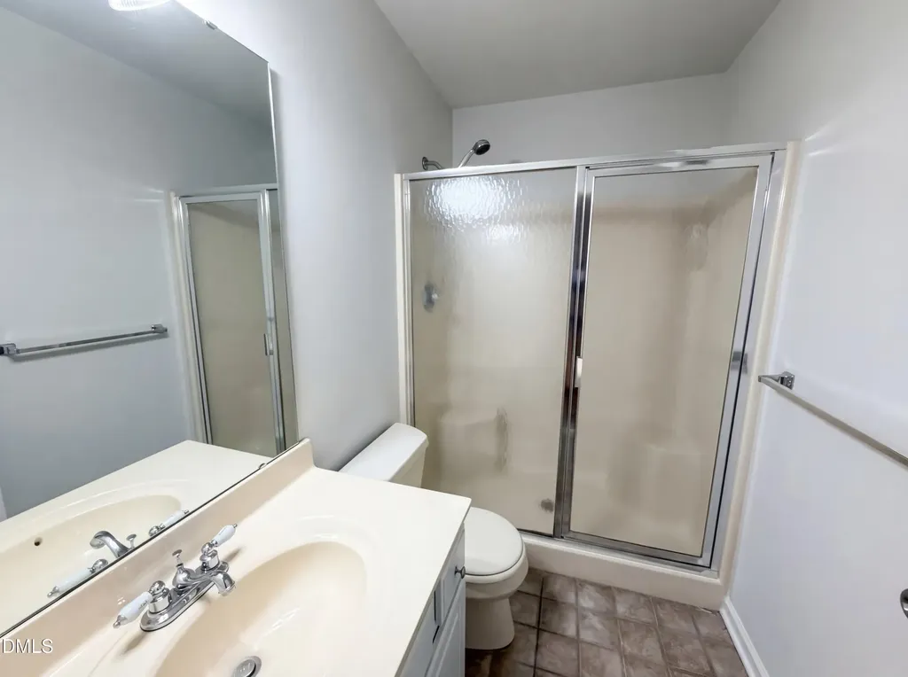 729 E Ivy Valley Drive Fuquay Varina NC 27526