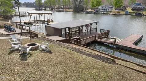 650 Shoreline Drive New London NC 28127