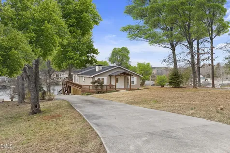 650 Shoreline Drive New London NC 28127