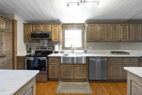 650 Shoreline Drive New London NC 28127
