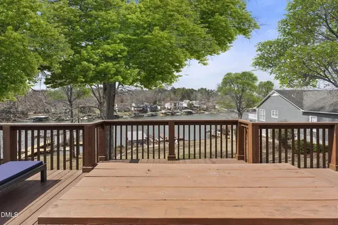 650 Shoreline Drive New London NC 28127