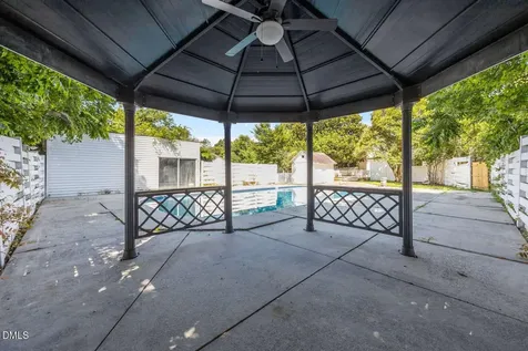 523 E Main Street Haw River NC 27258