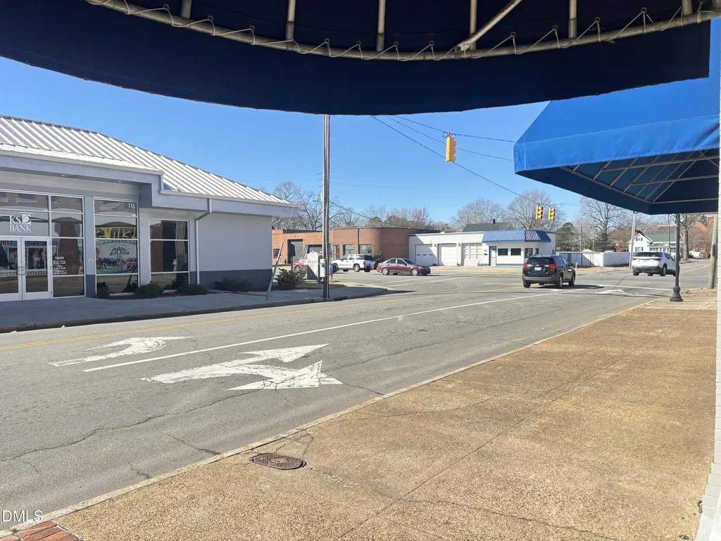 108 W Anderson Street Selma NC 27576